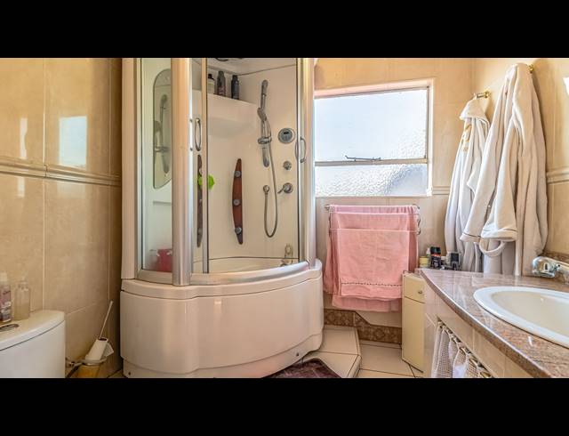 4 BEDROOM HOUSE FOR SALE IN GLENVISTA